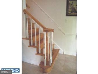 11 Scattergood Road Cherry Hill, NJ 08003 - Photo 3 of 12 Foyer