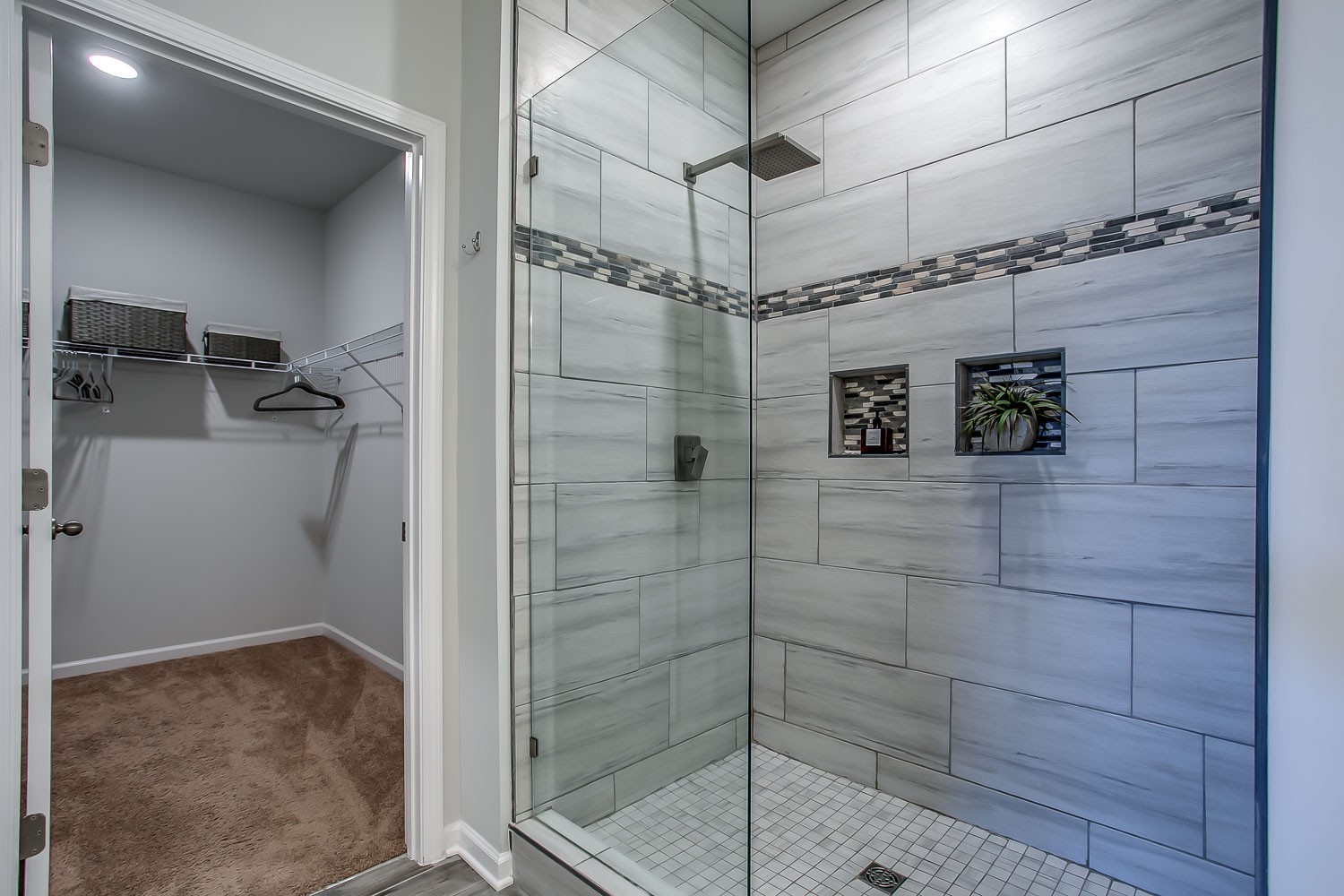 767 Prominence Road Columbia, TN 38401 - Photo 23 of 38 a bathroom with a shower