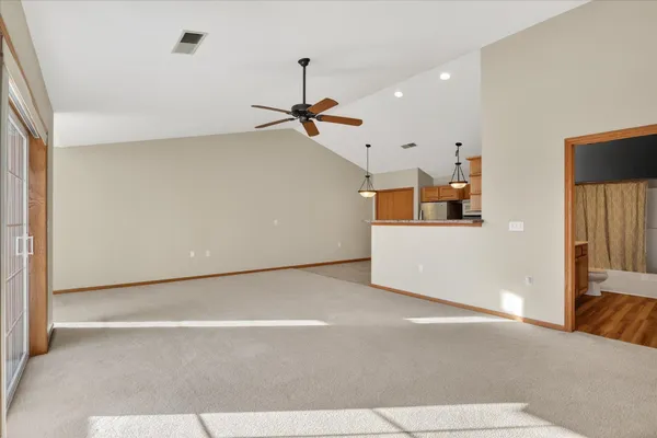 $214,900 | 1010 Parkview Drive, Unit 5, Milton, WI 53563
