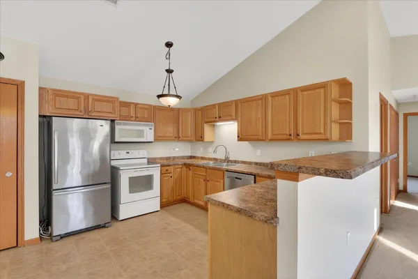 $214,900 | 1010 Parkview Drive, Unit 5, Milton, WI 53563
