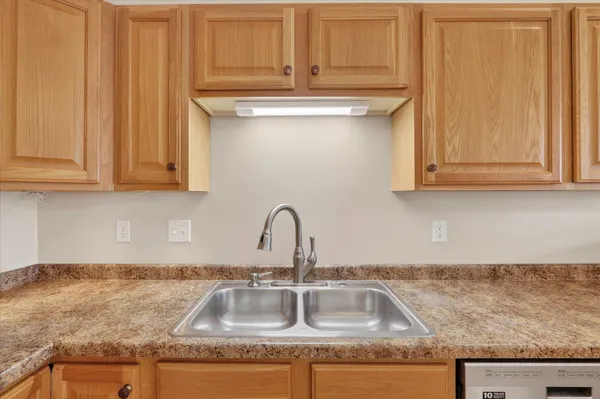 $214,900 | 1010 Parkview Drive, Unit 5, Milton, WI 53563