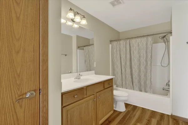 $214,900 | 1010 Parkview Drive, Unit 5, Milton, WI 53563