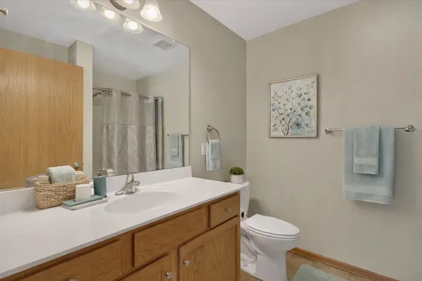 $214,900 | 1010 Parkview Drive, Unit 5, Milton, WI 53563
