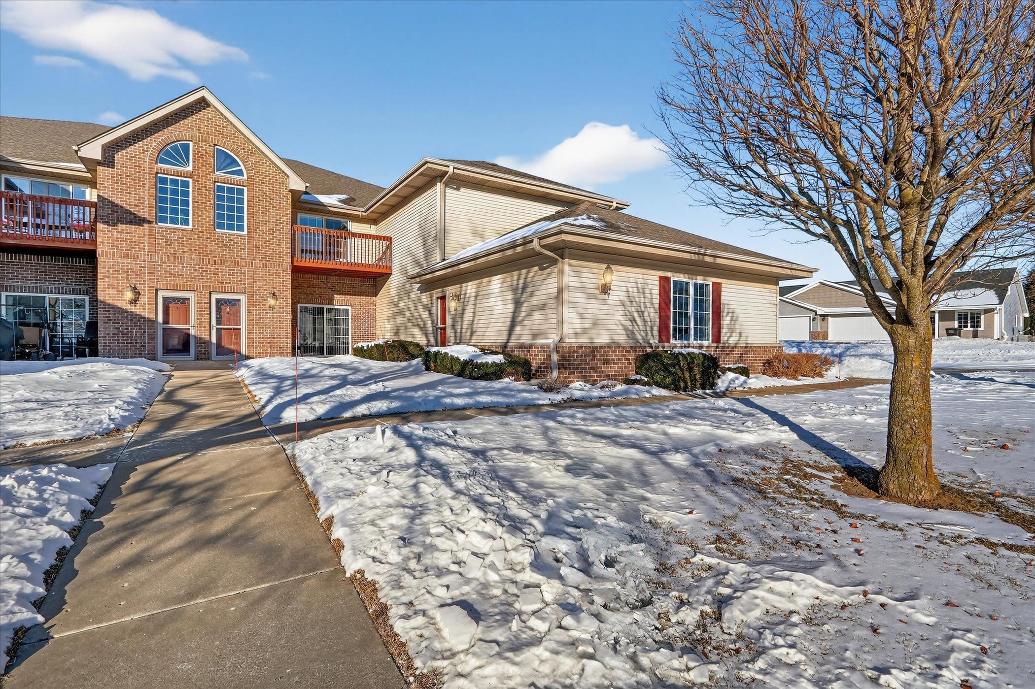 1010 Parkview Drive, Unit 5 Milton, WI 53563 - Photo 6 of 39