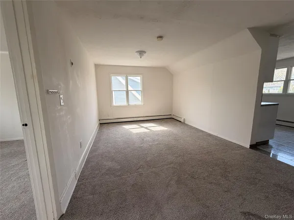 $2,500 | 3535 Park Avenue, Wantagh, NY 11793