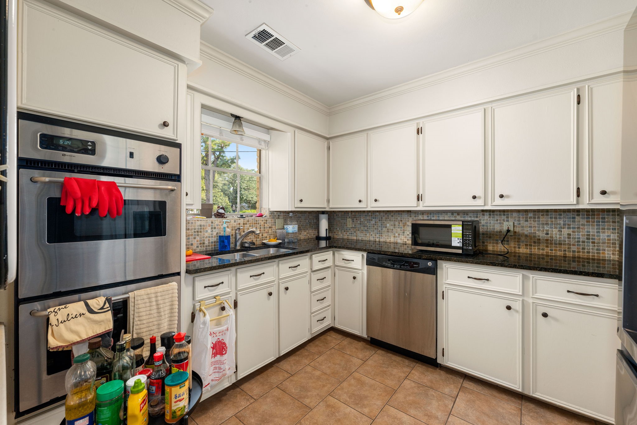 6010 Coral Ridge Road Houston, TX 77069 - Photo 13 of 34