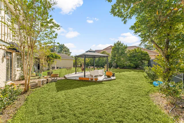 $395,000 | 6010 Coral Ridge Road, Houston, TX 77069