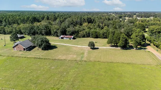 $399,000 | 11786 County Road 1200, Malakoff, TX 75148