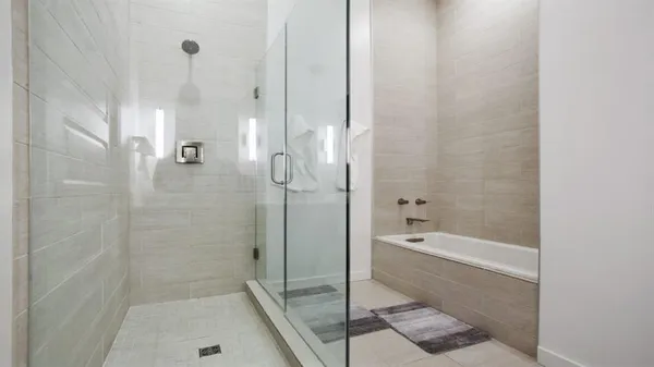 $10,000 | 205 12th Street Northeast, Unit 2005, Atlanta, GA 30309