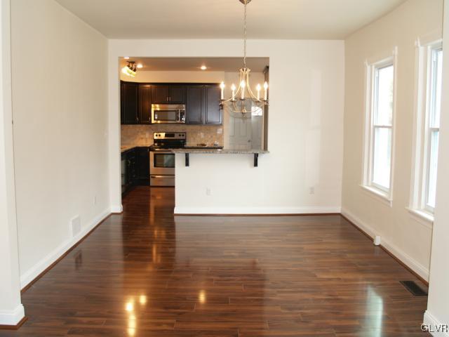 820 Maple Street Bethlehem, PA 18018 - Photo 5 of 11 Gallery Image 5