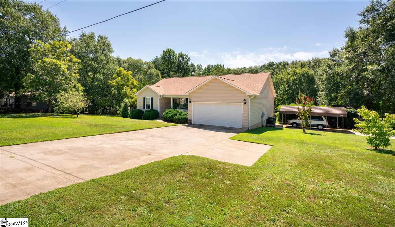 15 McConnell Road Taylors, SC 29687 - Photo 3 of 36