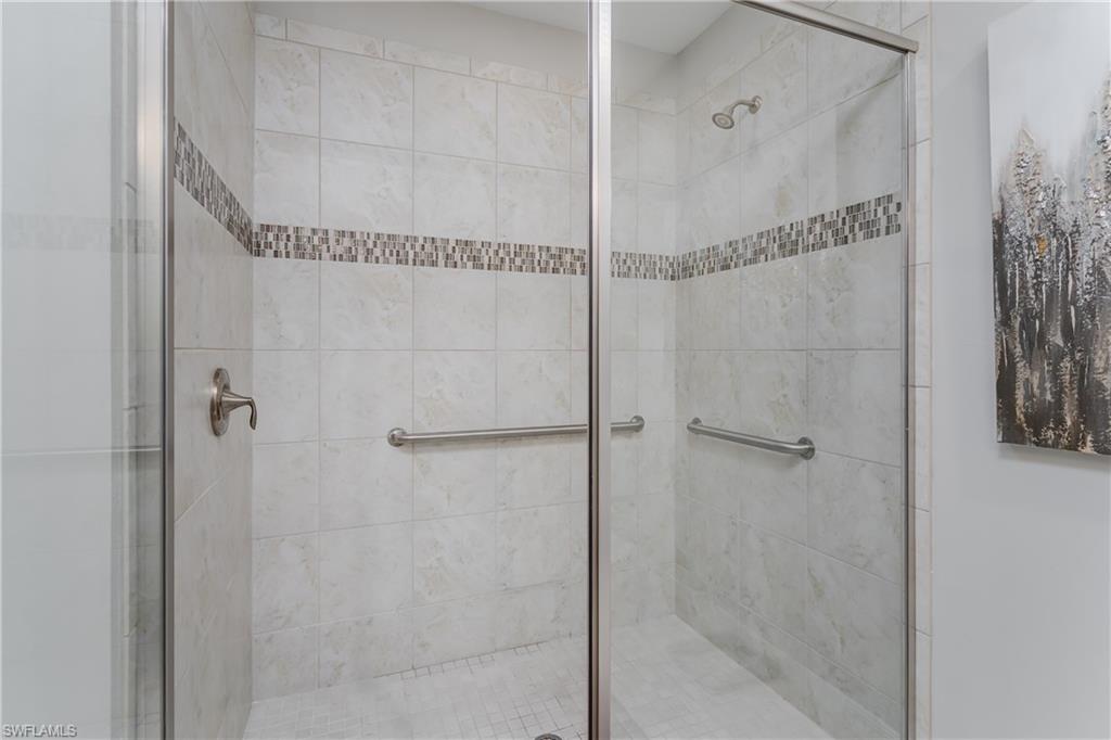 14895 Edgewater Circle Naples, FL 34114 - Photo 14 of 48