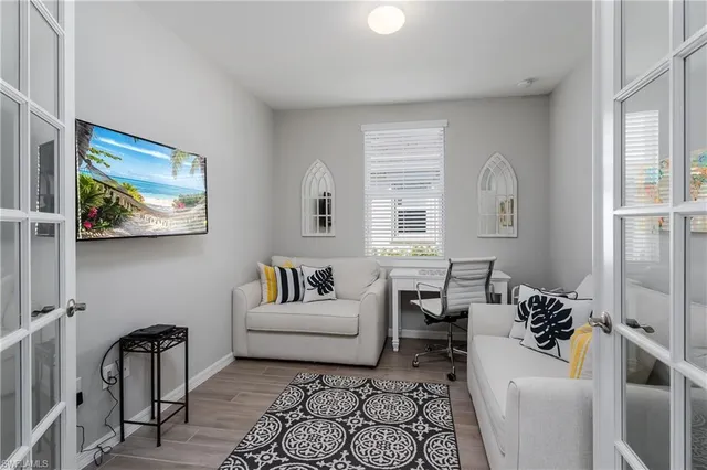 $499,000 | 14895 Edgewater Circle, Naples, FL 34114