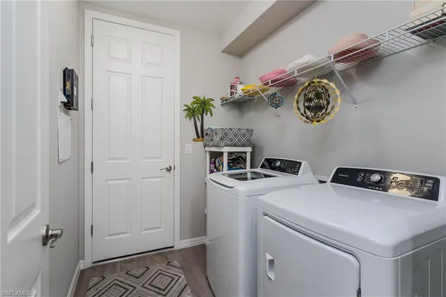 $499,000 | 14895 Edgewater Circle, Naples, FL 34114