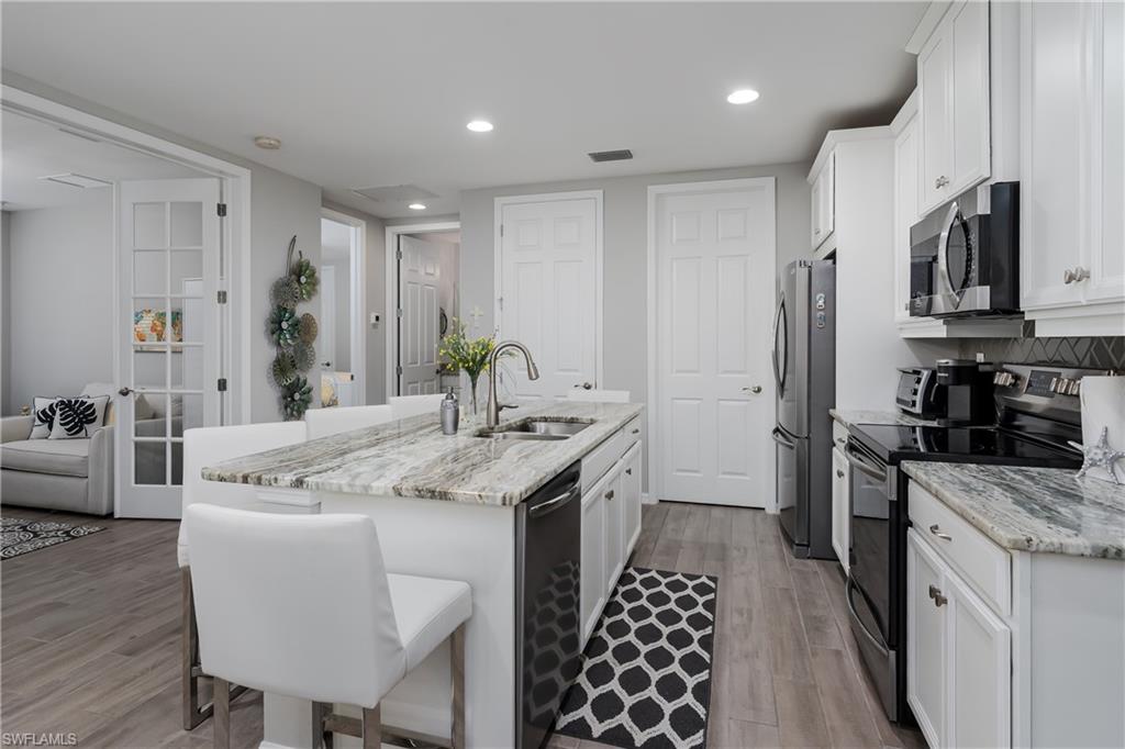 14895 Edgewater Circle Naples, FL 34114 - Photo 5 of 48