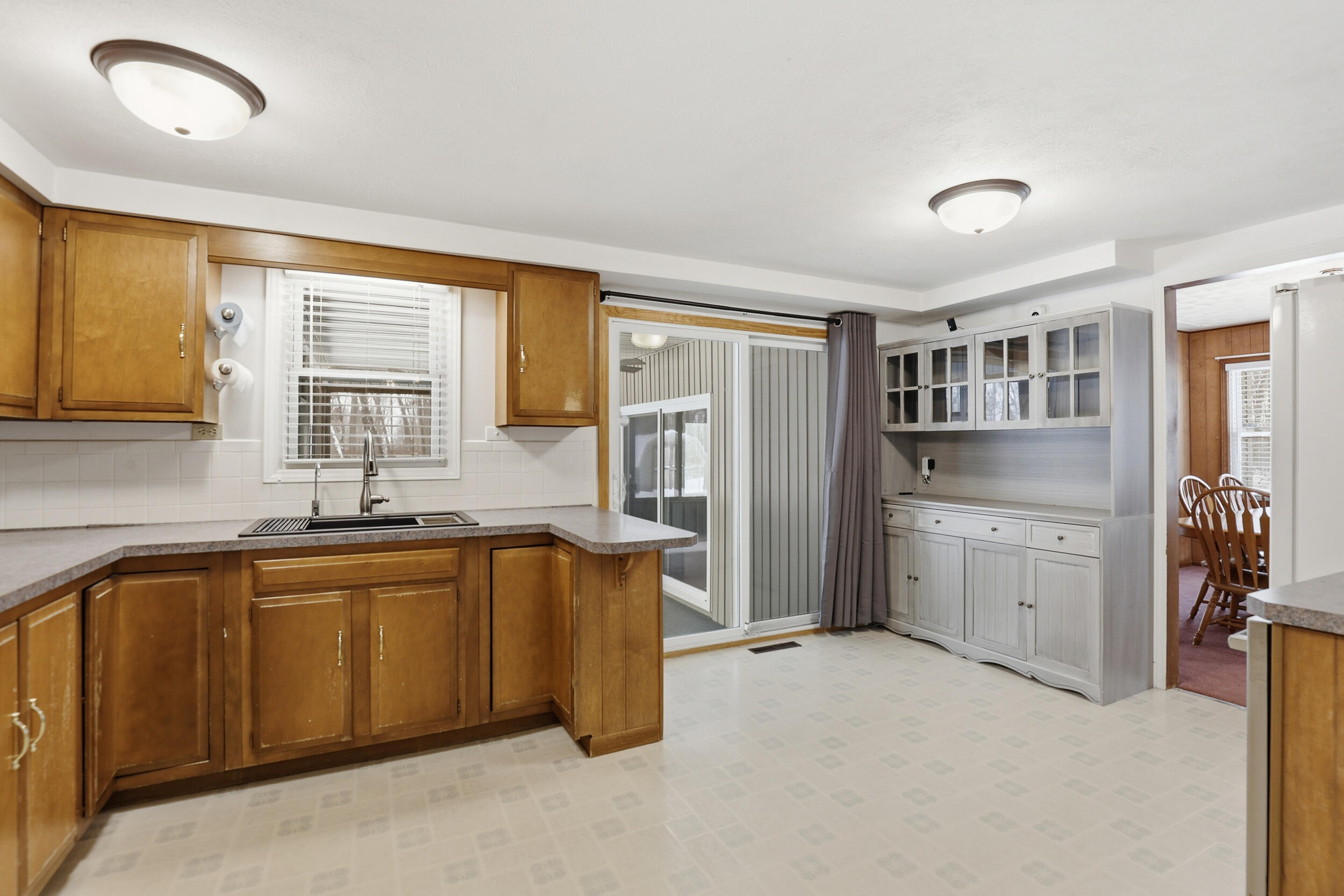 8050 South Backus Road Greenville, MI 48838 - Photo 15 of 52 a-15