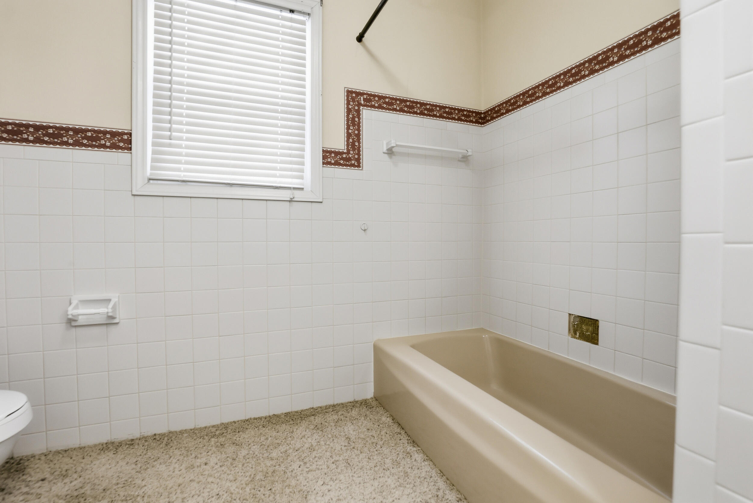 8050 South Backus Road Greenville, MI 48838 - Photo 22 of 52 a-24