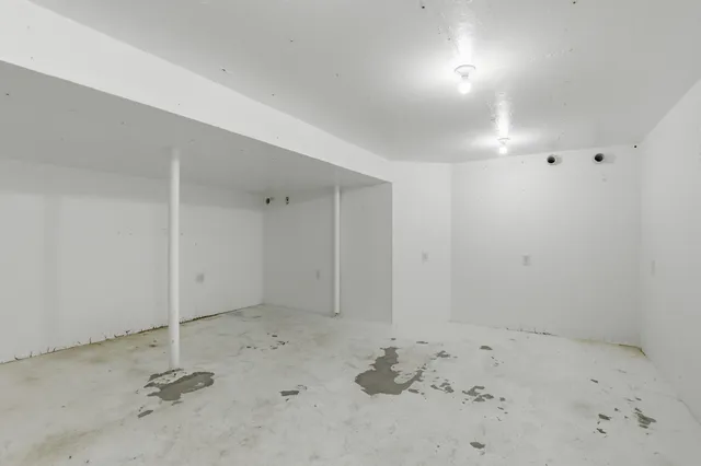 $259,900 | 8050 South Backus Road, Greenville, MI 48838