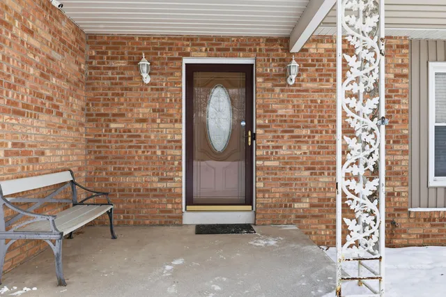 $259,900 | 8050 South Backus Road, Greenville, MI 48838