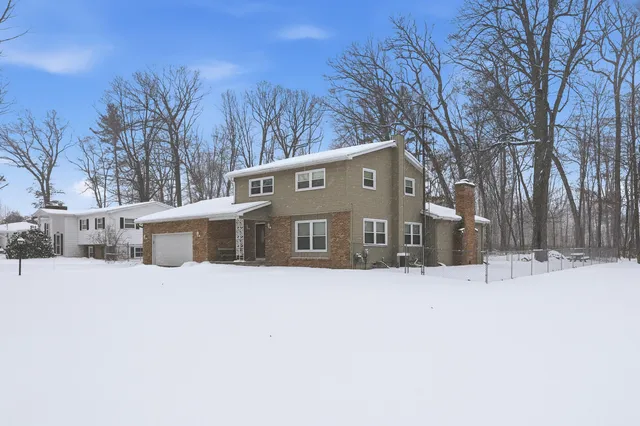 $259,900 | 8050 South Backus Road, Greenville, MI 48838