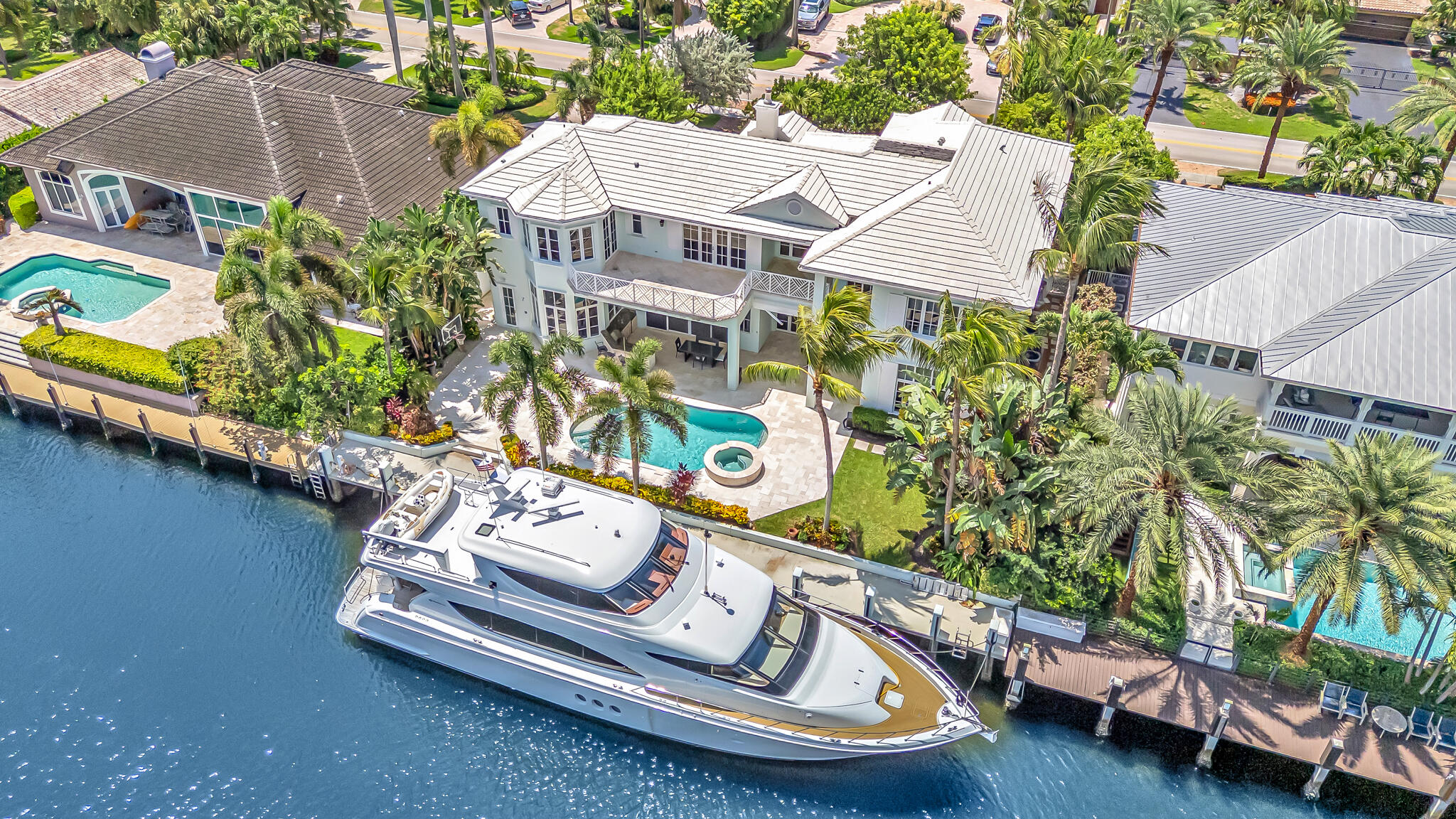 2409 Northeast 27th Street Lighthouse Point, FL 33064 - Photo 53 of 66 drone-9