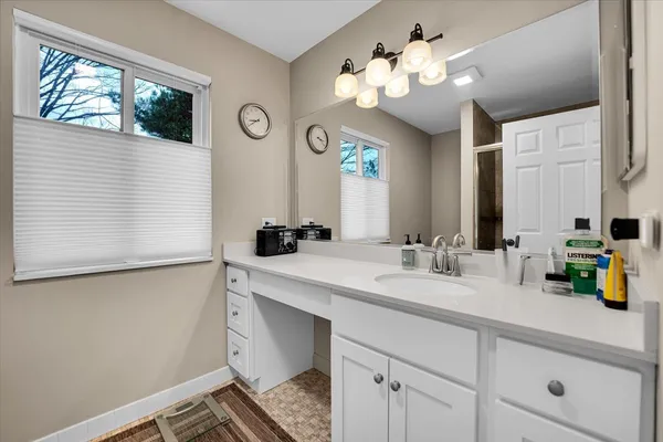 $425,000 | 196 Shoreline Road, Lake Barrington, IL 60010