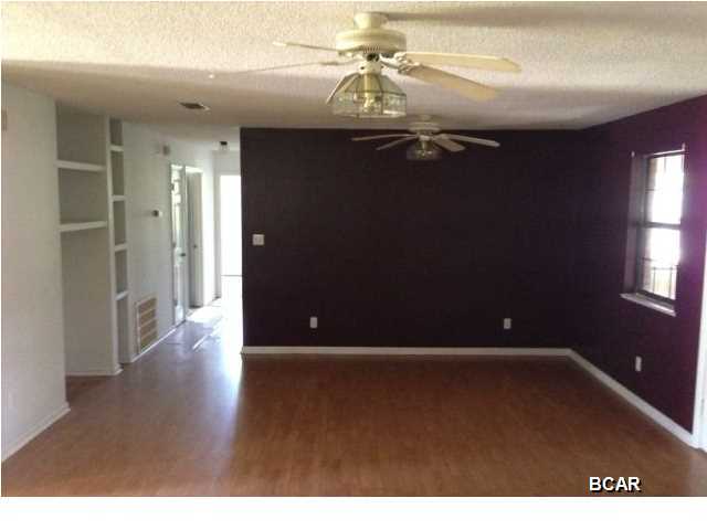 1383 Revell Road Grand Ridge, FL 32442 - Photo 7 of 13 Gallery Image 7