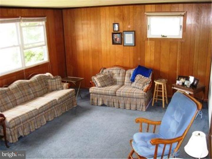 502 Greenwood Avenue Riverside, NJ 08075 - Photo 2 of 18 Living Room