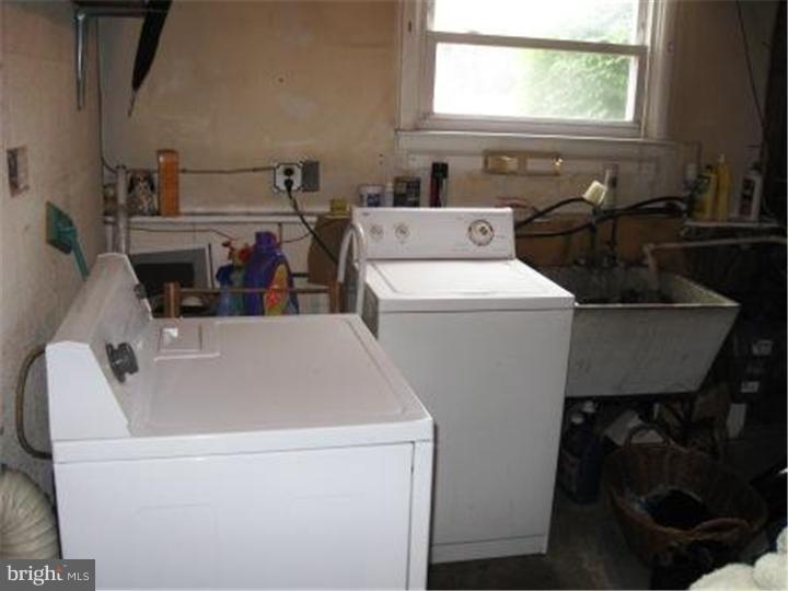 502 Greenwood Avenue Riverside, NJ 08075 - Photo 14 of 18 Laundry Room