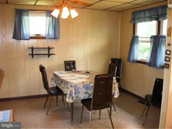 502 Greenwood Avenue Riverside, NJ 08075 - Photo 8 of 18 Dining Room