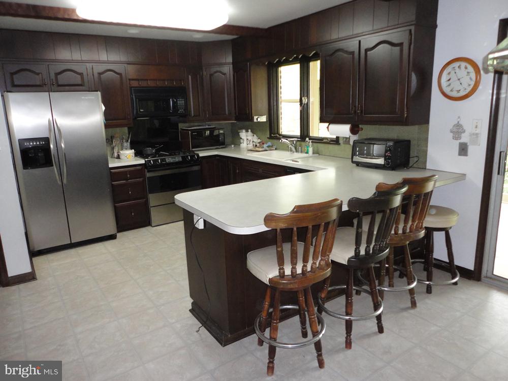 203 Hackney Circle Wilmington, DE 19803 - Photo 16 of 27 Eat In Kitchen