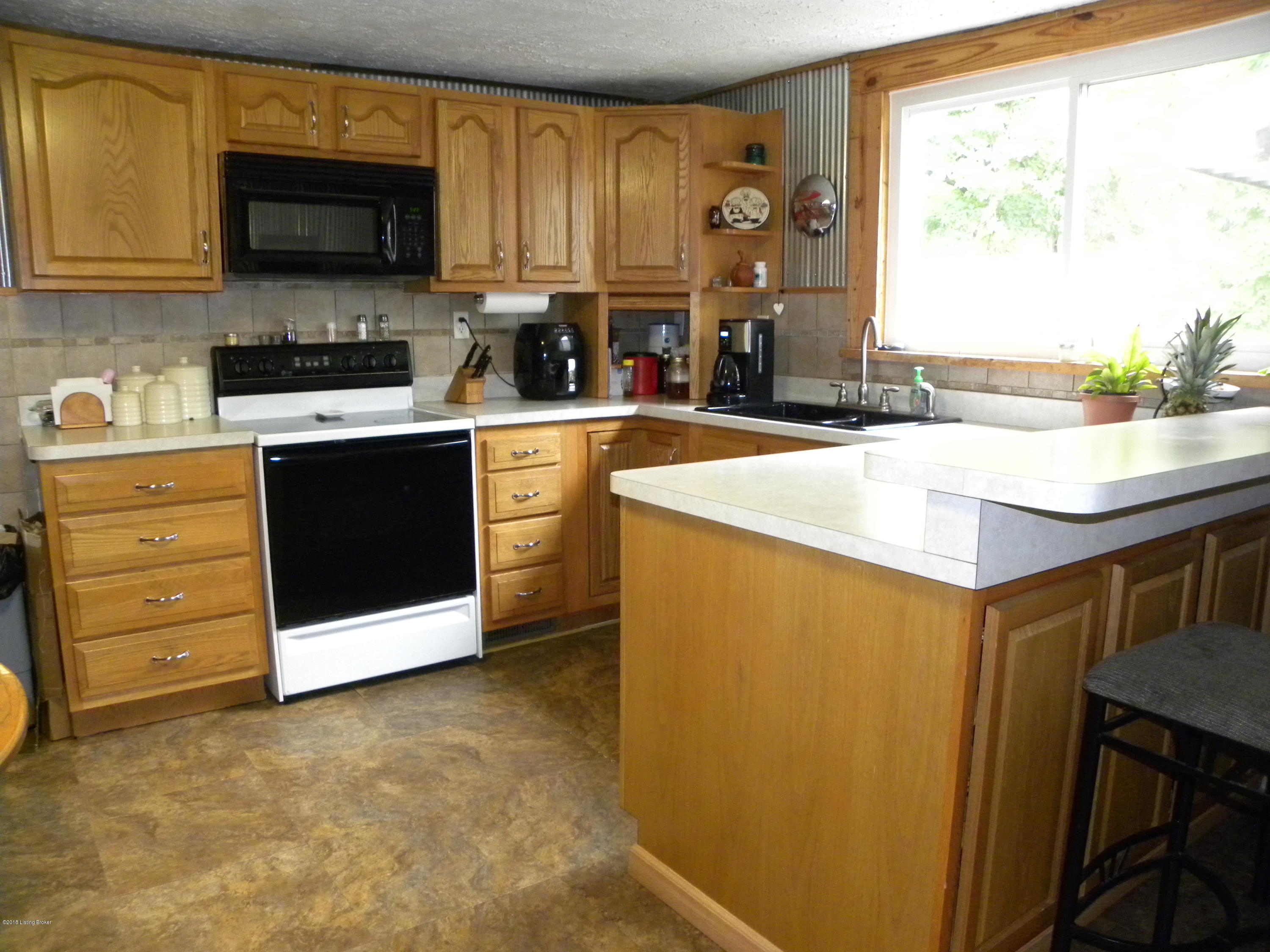 290 Plum Run Road Bardstown, KY 40004 - Photo 16 of 28 DSCN0547