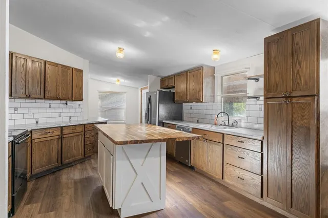 $165,000 | 126 Oak Circle, Murchison, TX 75778