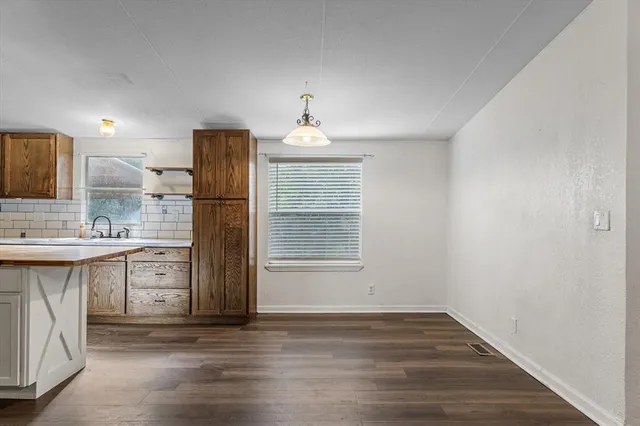 $165,000 | 126 Oak Circle, Murchison, TX 75778