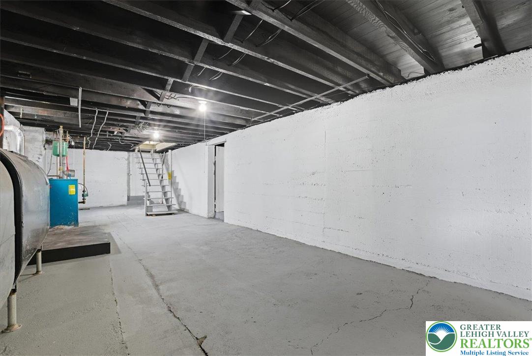 170 South Church Street Nazareth, PA 18064 - Photo 18 of 23