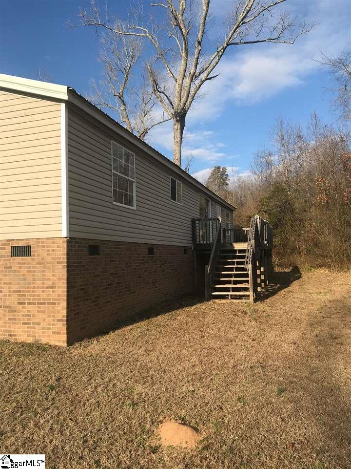 738 Daventon Road Fountain Inn, SC 29644 - Photo 2 of 7