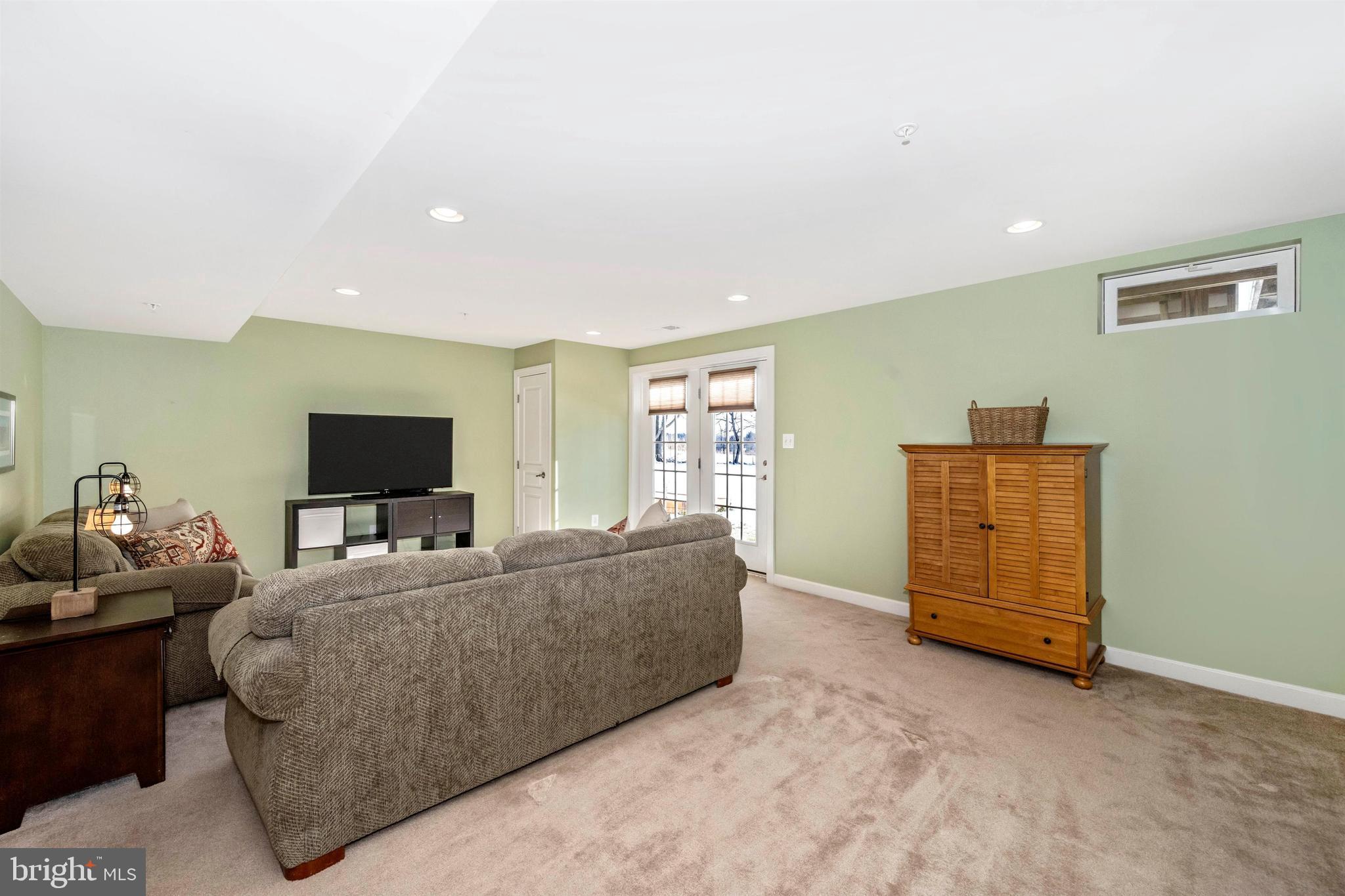 23410 Kimblehunt Place Gaithersburg, MD 20882 - Photo 41 of 72 Alternate view.