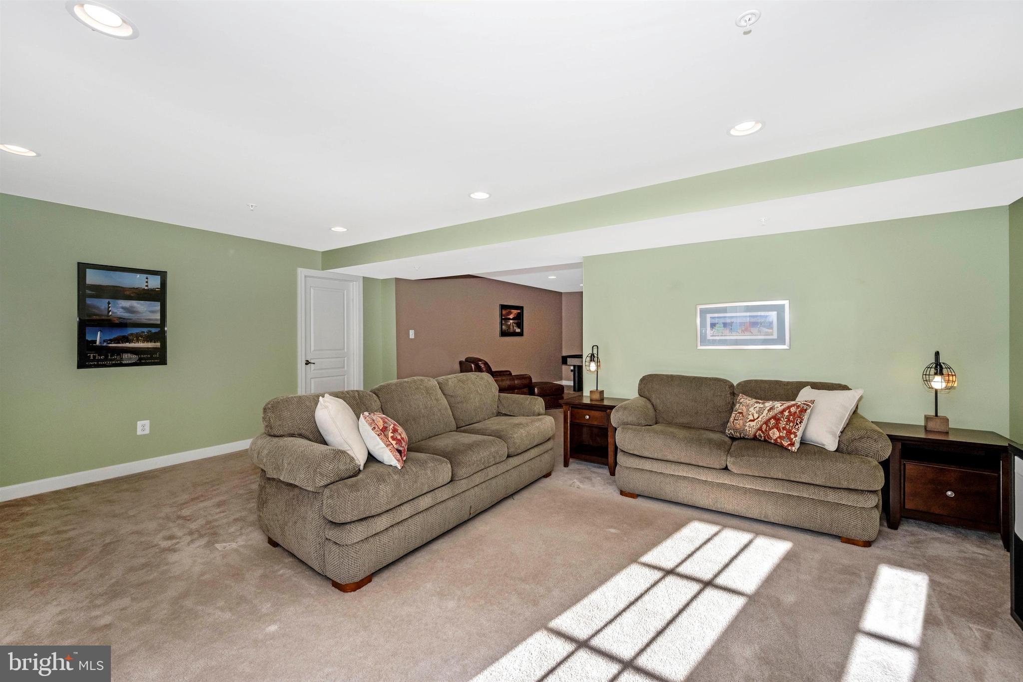 23410 Kimblehunt Place Gaithersburg, MD 20882 - Photo 43 of 72 Alternate view.