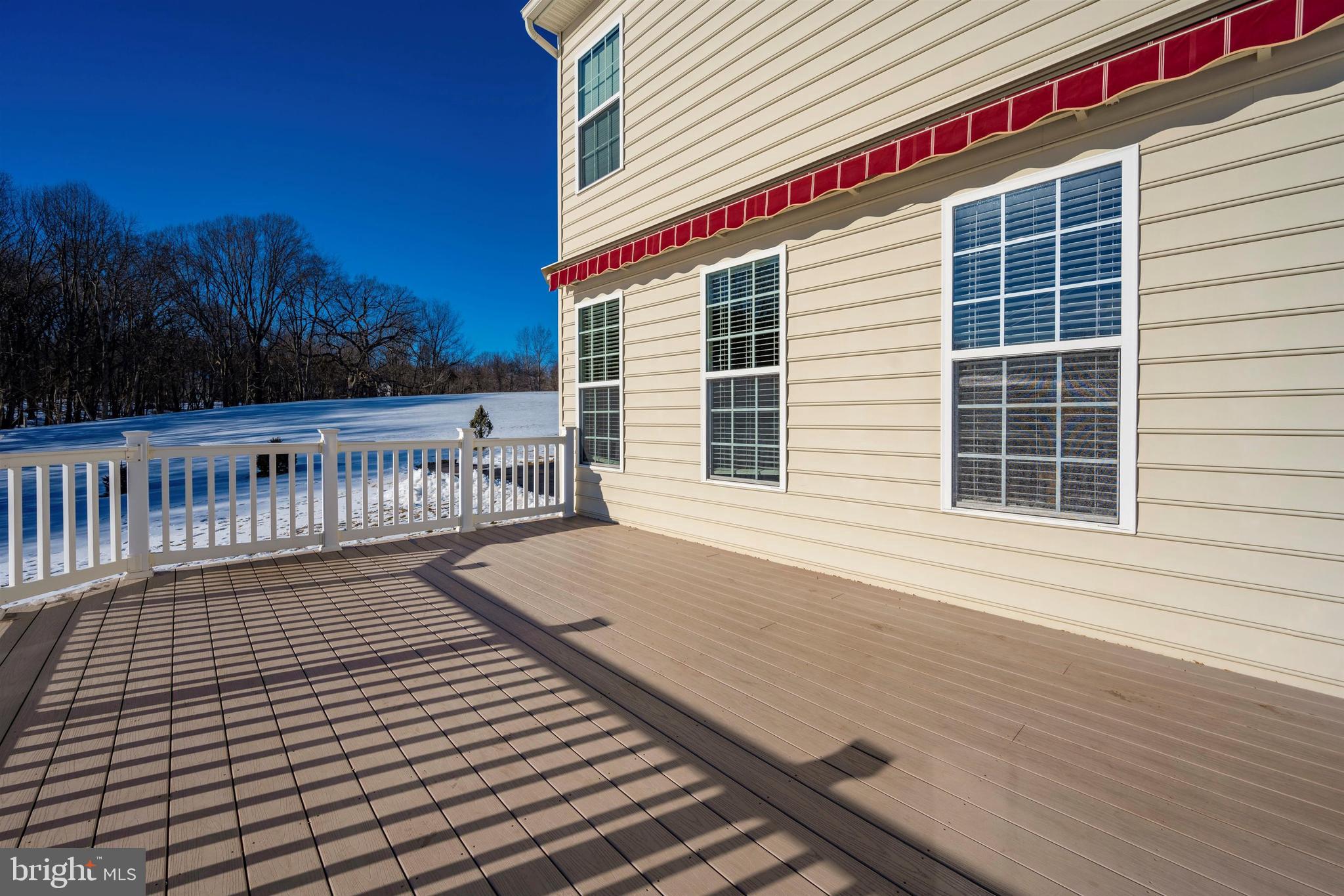 23410 Kimblehunt Place Gaithersburg, MD 20882 - Photo 49 of 72 Composite deck off of main level family room.