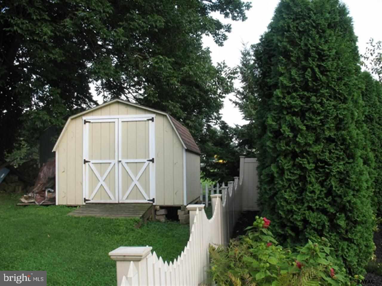 40 Baltimore Street Spring Grove, PA 17362 - Photo 34 of 34 Gallery Image 34