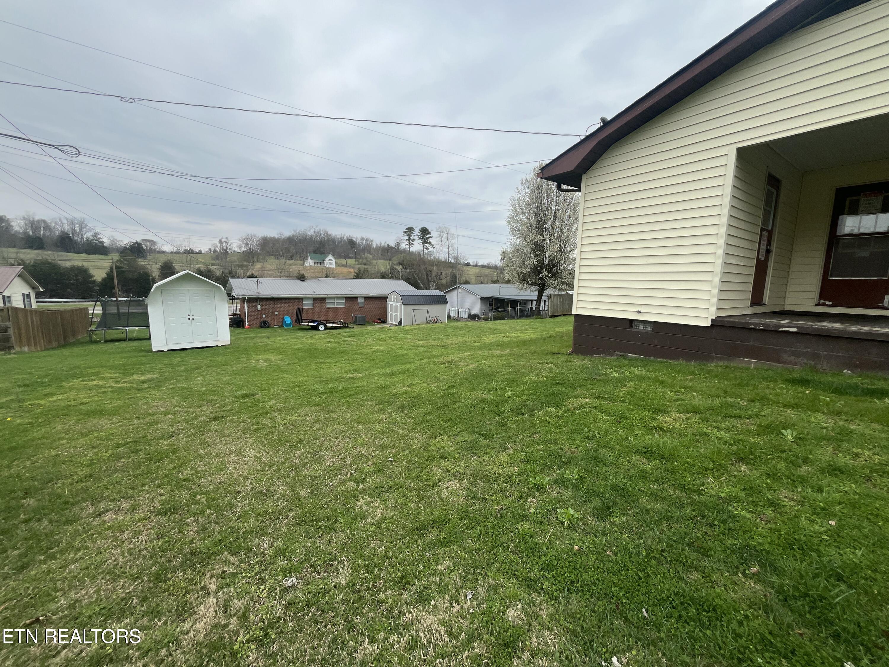 269 Warriors Path Road Ewing, VA 24248 - Photo 4 of 25 IMG_6341