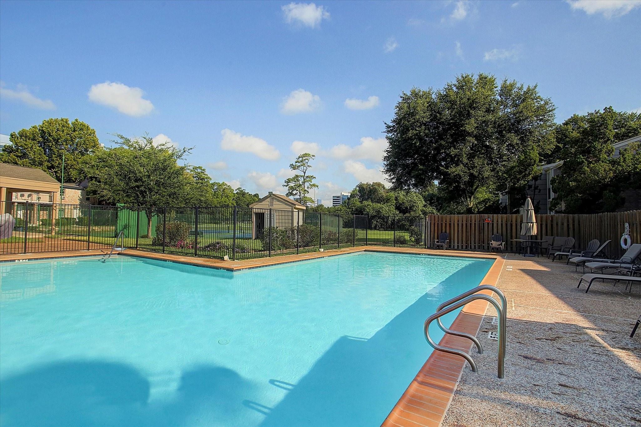 811 Threadneedle Street, Unit 258 Houston, TX 77079 - Photo 36 of 39 a view of swimming pool with lounge chair
