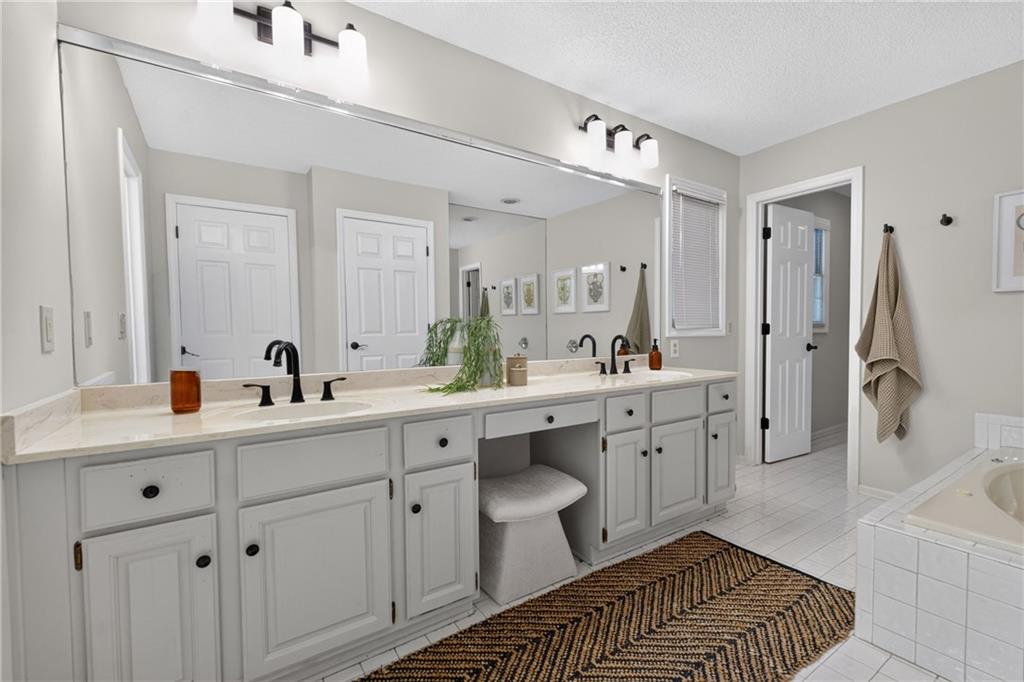 907 Heritage Hills Decatur, GA 30033 - Photo 35 of 66 Gallery Image 35