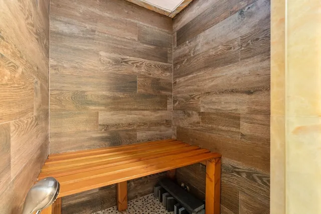 $1,329,000 | 4-6 Henchman Street, Unit 46, Boston, MA 02113