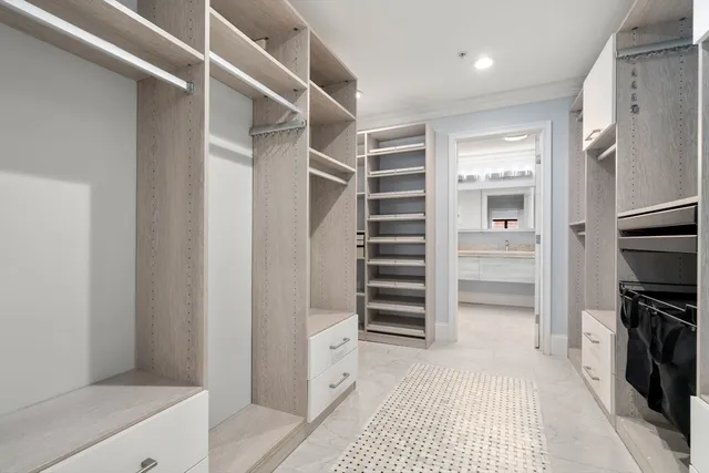 $1,329,000 | 4-6 Henchman Street, Unit 46, Boston, MA 02113