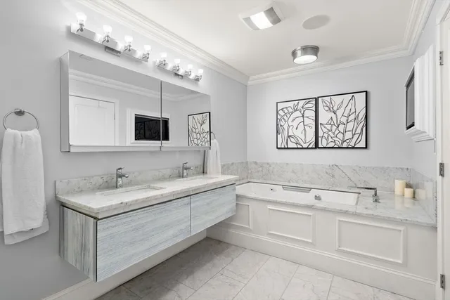 $1,329,000 | 4-6 Henchman Street, Unit 46, Boston, MA 02113