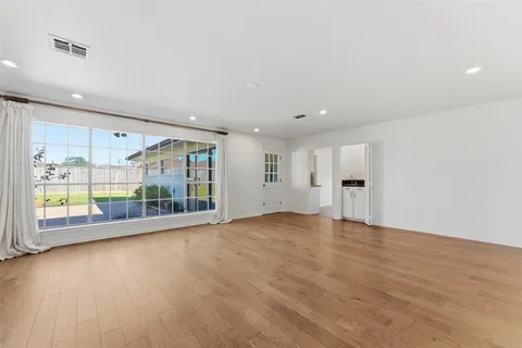 $359,000 | 1200 Inverness Drive, Lake Charles, LA 70605