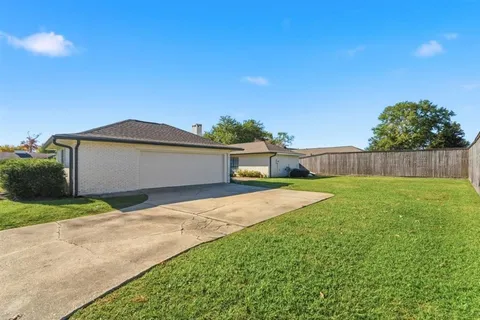 $359,000 | 1200 Inverness Drive, Lake Charles, LA 70605
