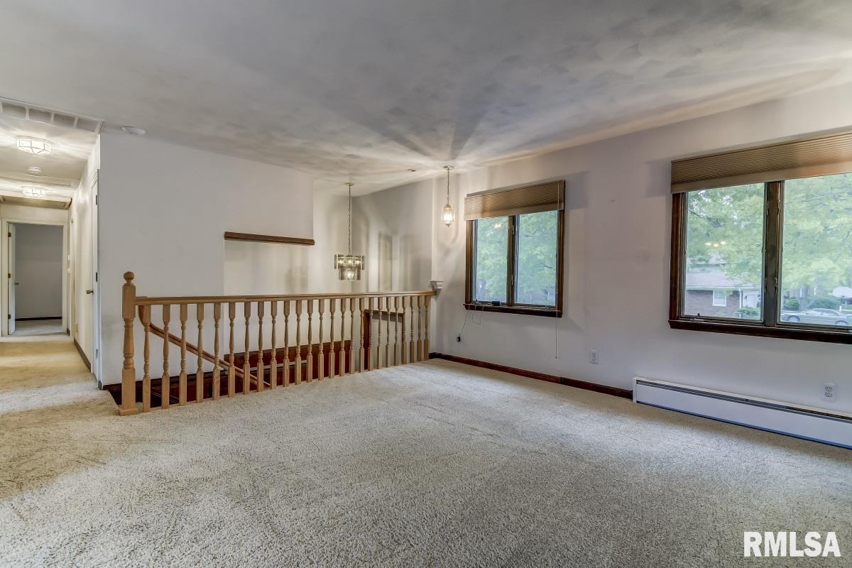 79 Drawbridge Road Springfield, IL 62704 - Photo 2 of 34