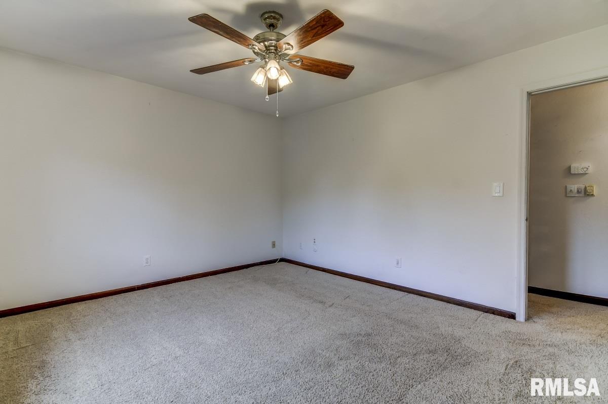 79 Drawbridge Road Springfield, IL 62704 - Photo 13 of 34